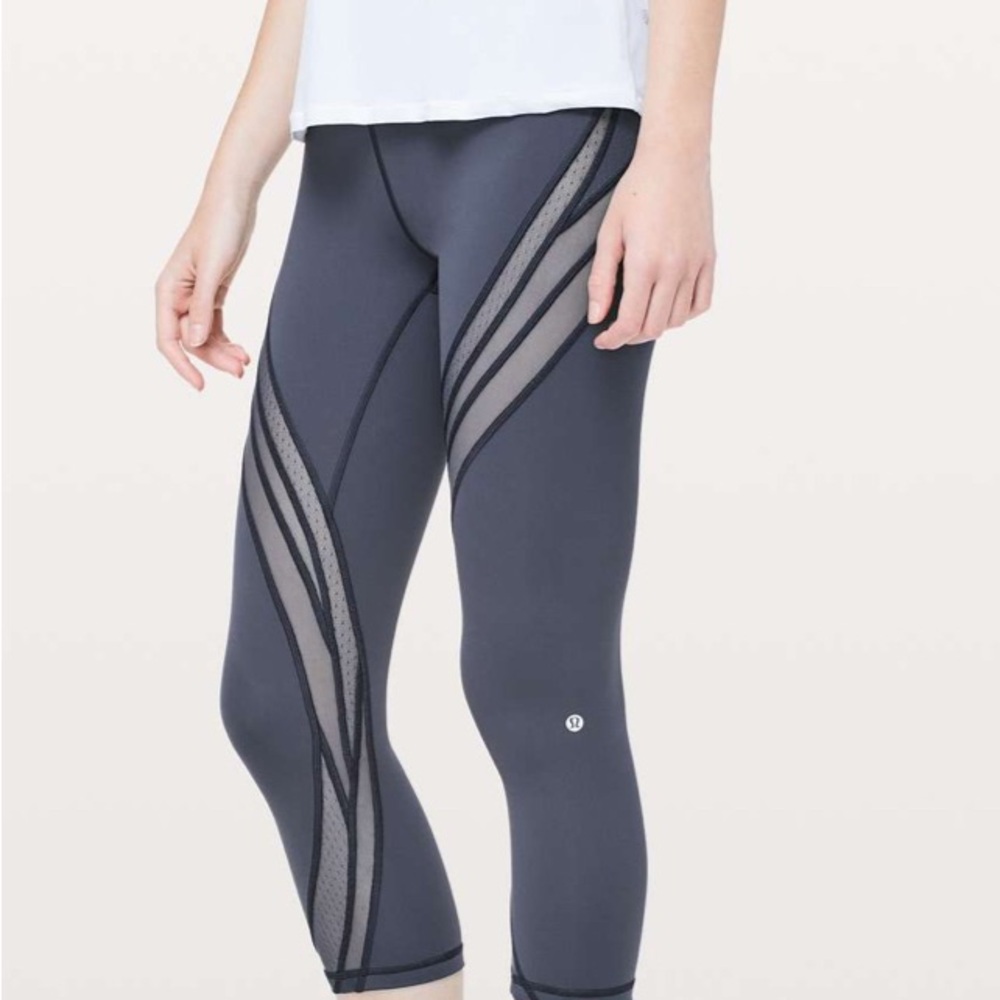 30. MSRP$98 Lululemon Never Still Size 6